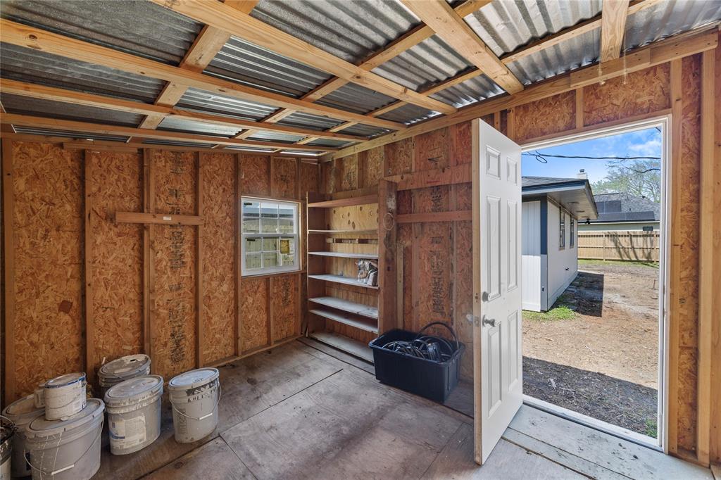 1839 Elmwood Avenue, La Porte, Texas image 38