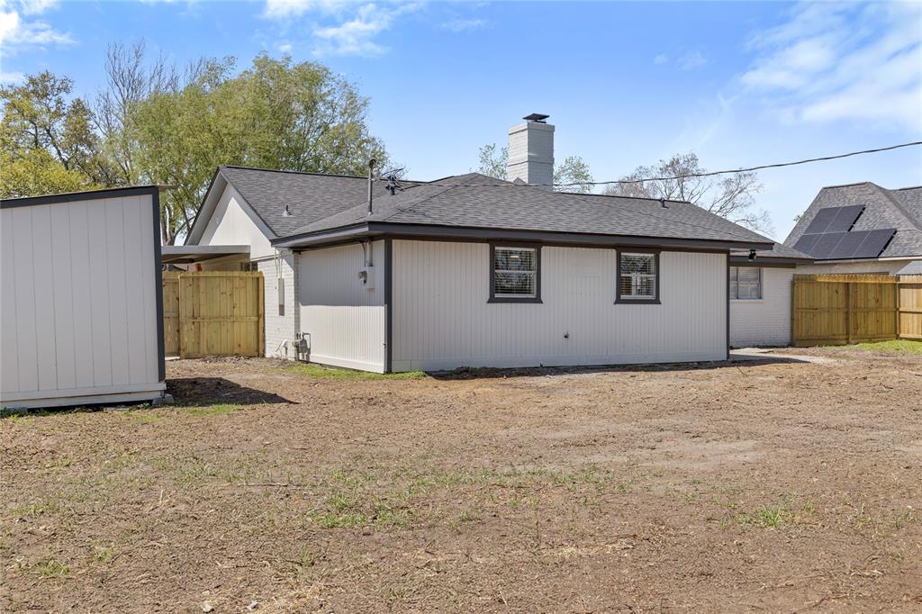 1839 Elmwood Avenue, La Porte, Texas image 35