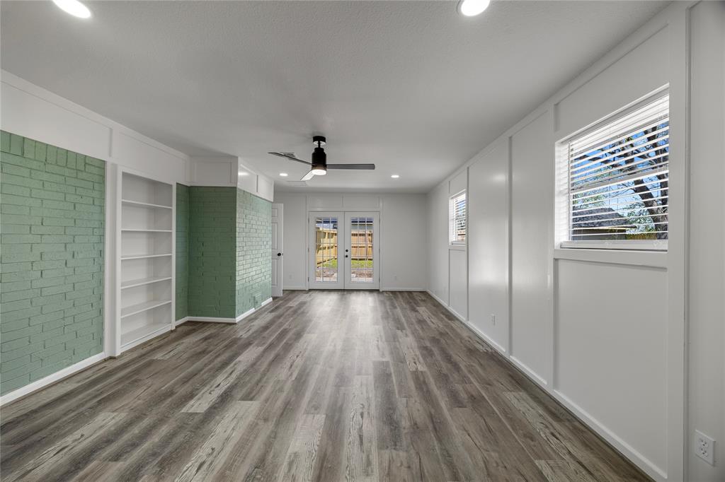 1839 Elmwood Avenue, La Porte, Texas image 18