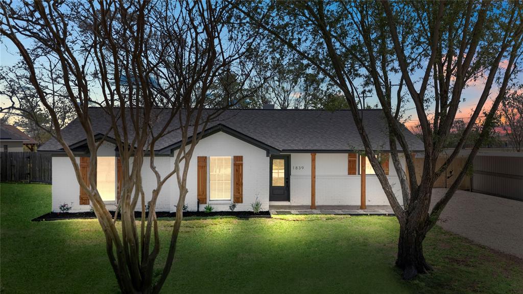 1839 Elmwood Avenue, La Porte, Texas image 1