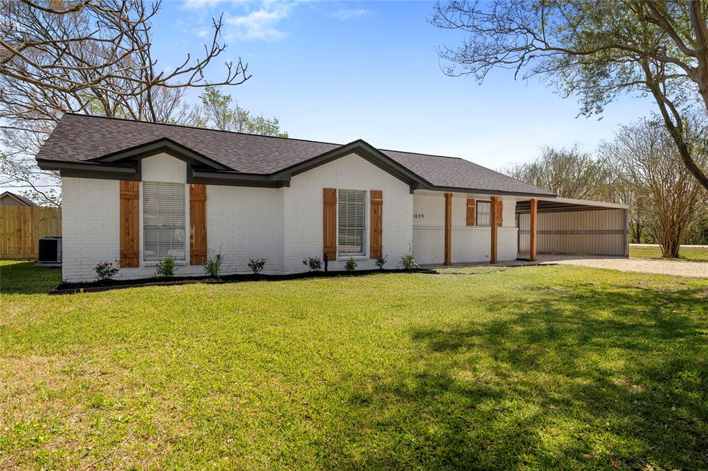 1839 Elmwood Avenue, La Porte, Texas image 3