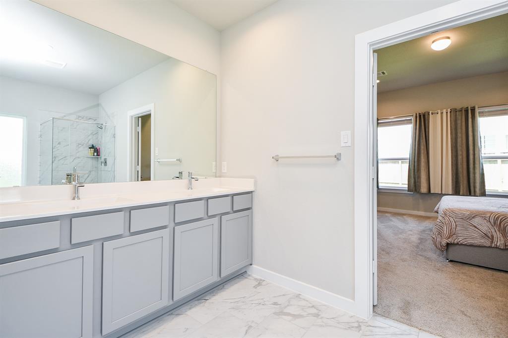 Katy, Texas 77493, United States, 4 Bedrooms Bedrooms, ,4 BathroomsBathrooms,Residential,Active,156636