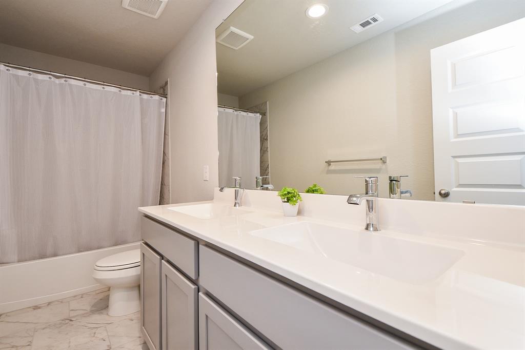 Katy, Texas 77493, United States, 4 Bedrooms Bedrooms, ,4 BathroomsBathrooms,Residential,Active,156636