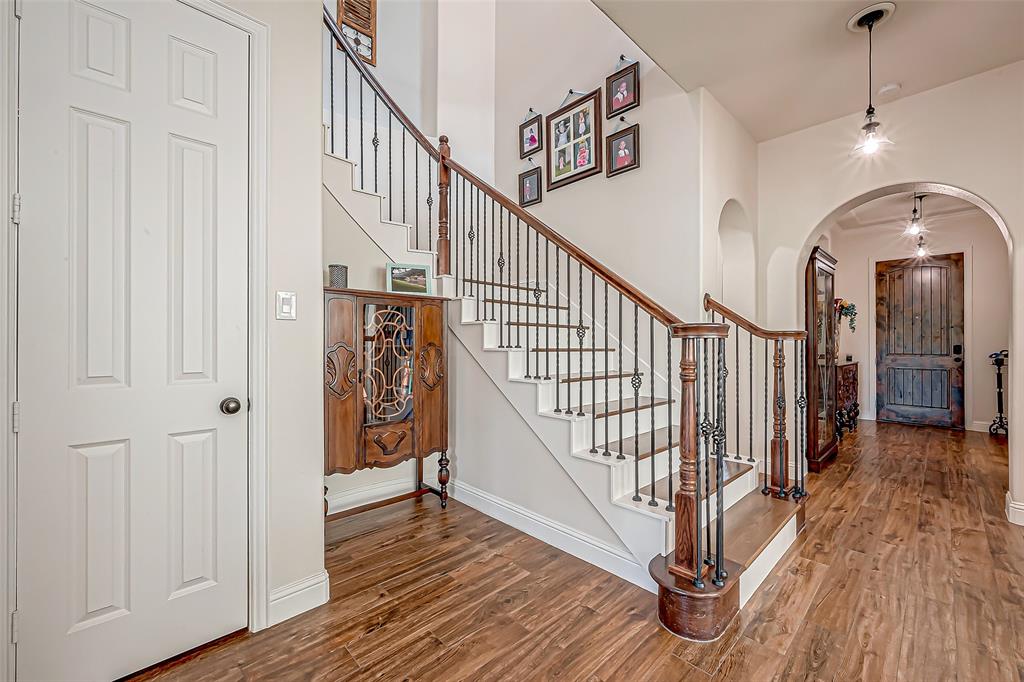 32226 Waterford Crest Lane, Fulshear, Texas image 9