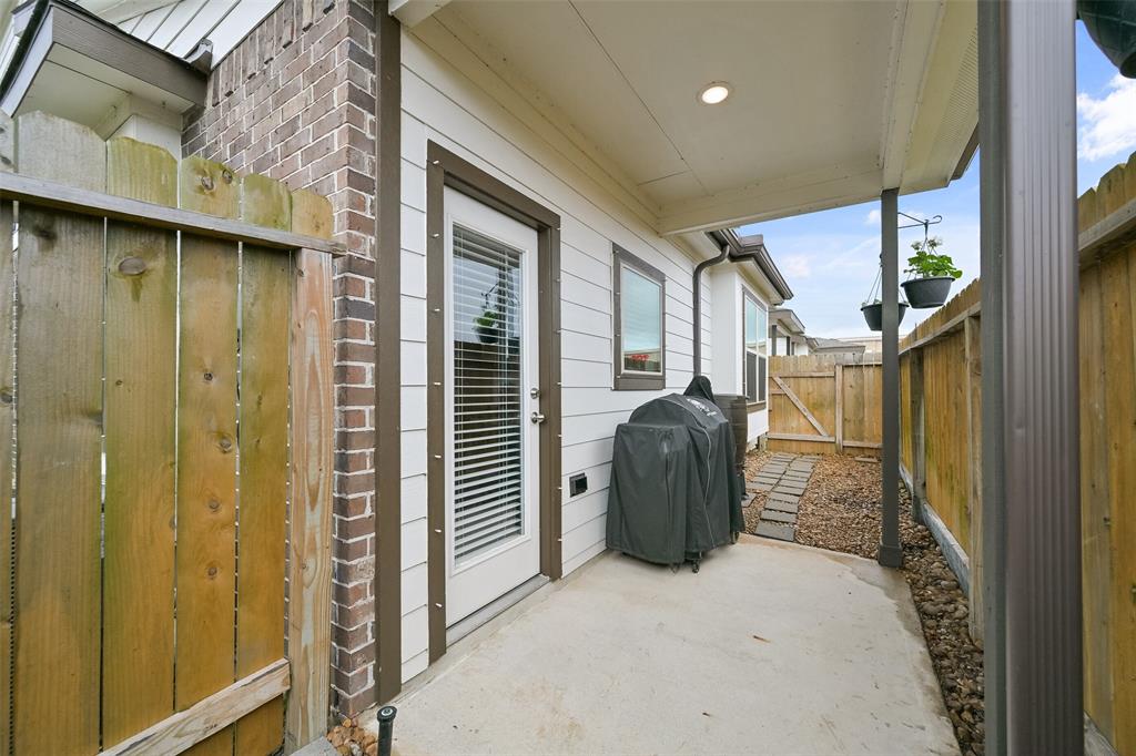 7123 Elgin Street, Pearland, Texas image 23