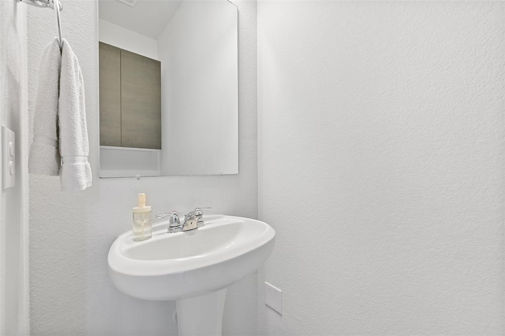 7123 Elgin Street, Pearland, Texas image 10
