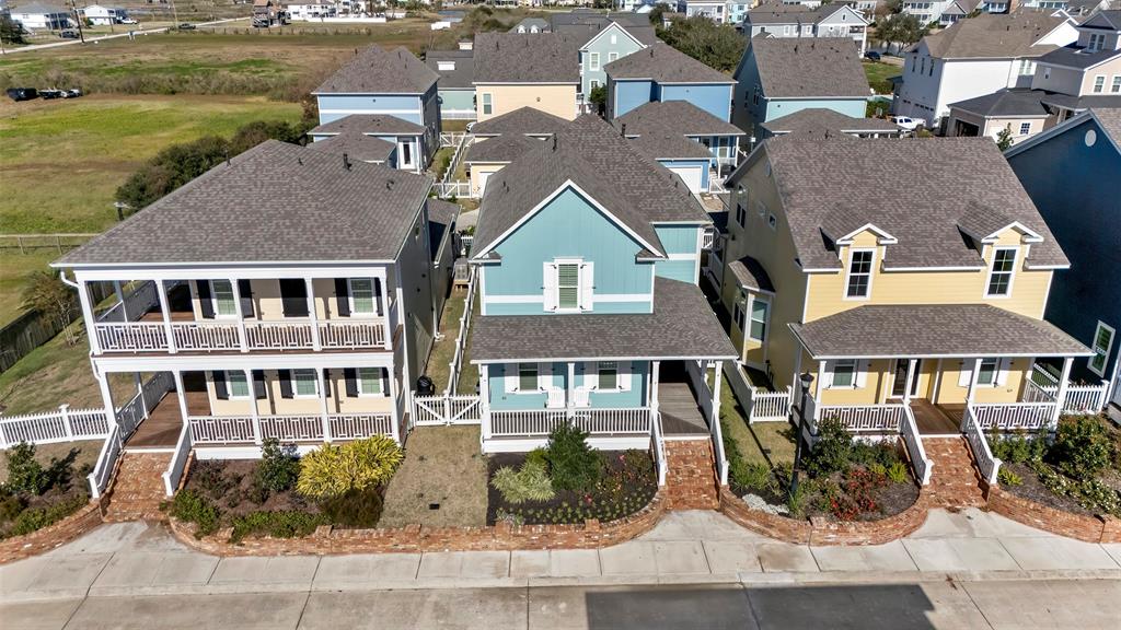 4 Caravelle Court