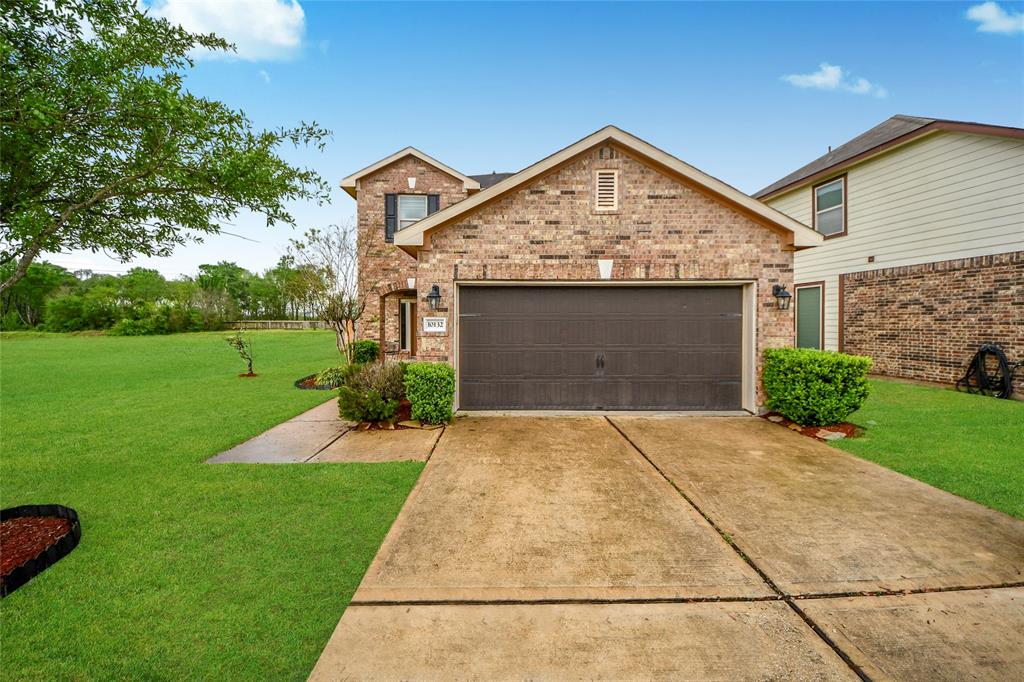 10132 Blue Point Juniper Drive, Houston, Texas image 3