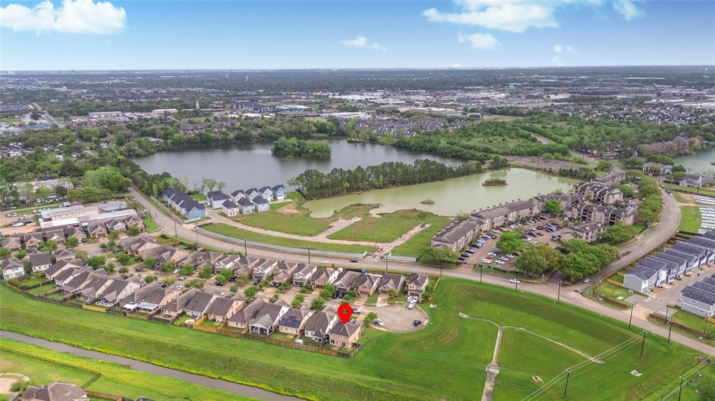 10132 Blue Point Juniper Drive, Houston, Texas image 22