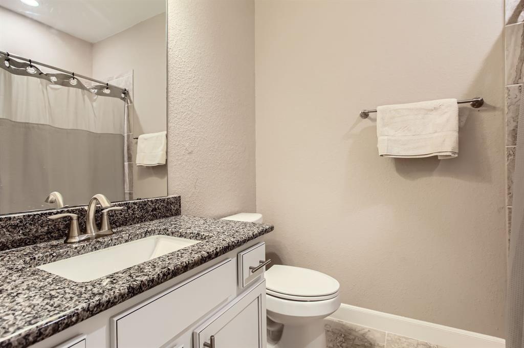 502 Pearl View Lane, Pinehurst, Texas image 22