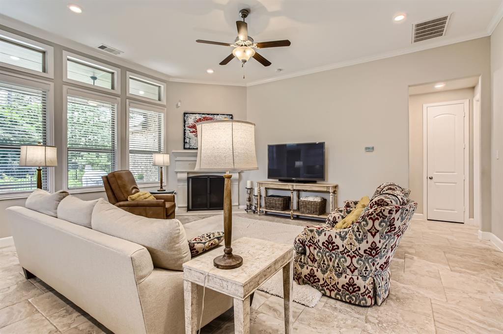 502 Pearl View Lane, Pinehurst, Texas image 6