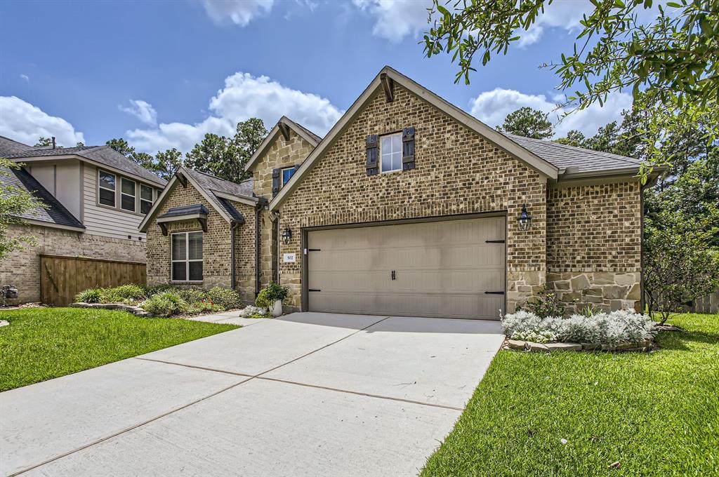 502 Pearl View Lane, Pinehurst, Texas image 2