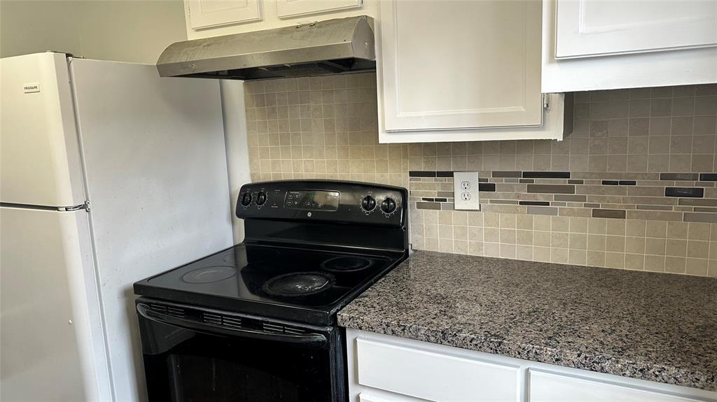 7204 Crownwest Street #7204, Houston, Texas image 6
