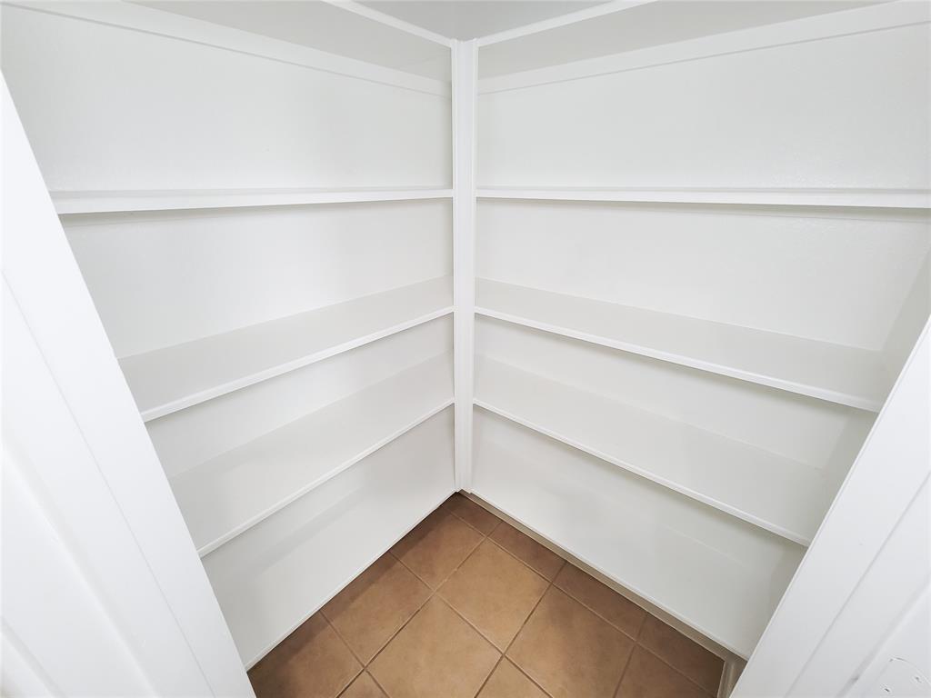 5018 Hinsdale Court, Houston, Texas image 16