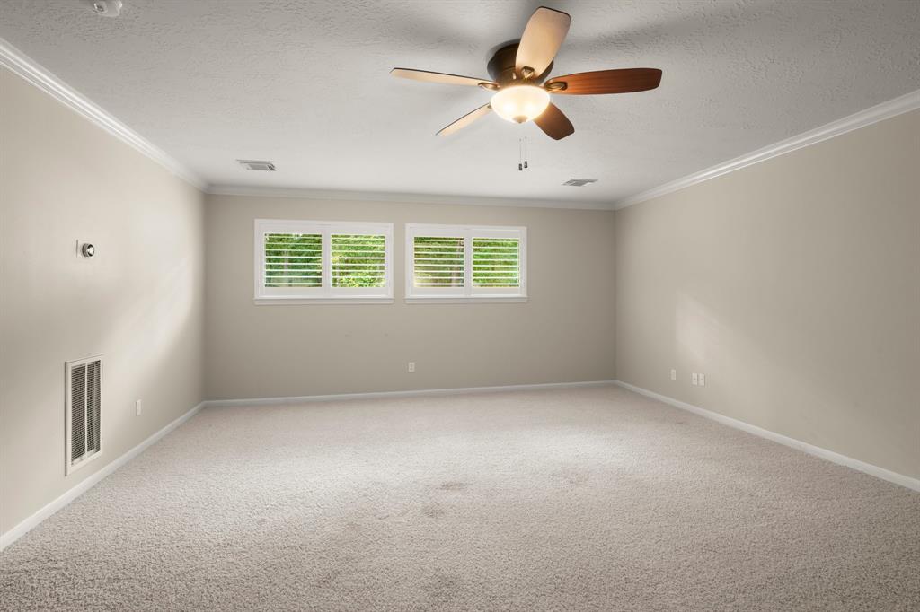 10 Hollow Glen Lane, Tomball, Texas image 42