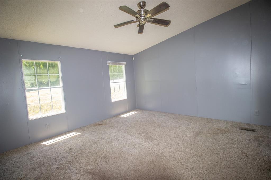 9526 Live Oak Trail, Willis, Texas image 6
