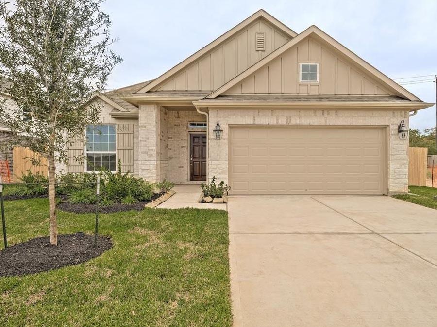 View Alvin, TX 77511 house