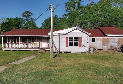 Photo of 7730 Tram Road, Beaumont, TX 77713 (MLS # 66017965)