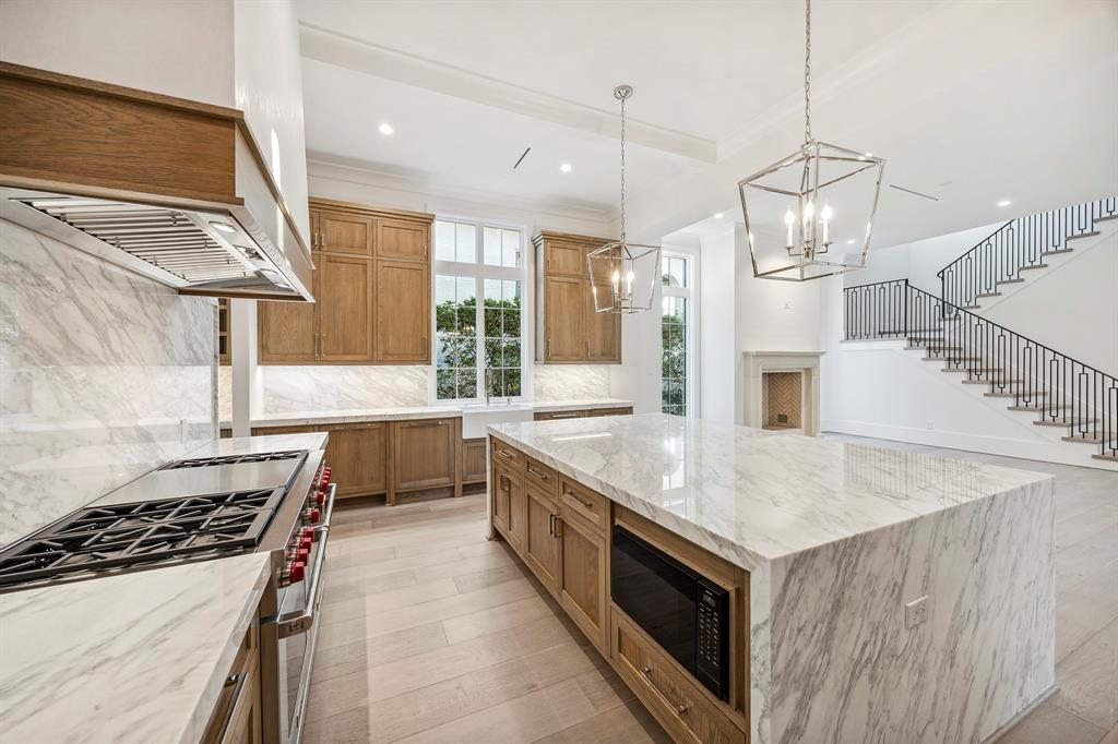 514 Shadywood Road, Houston, Texas image 14