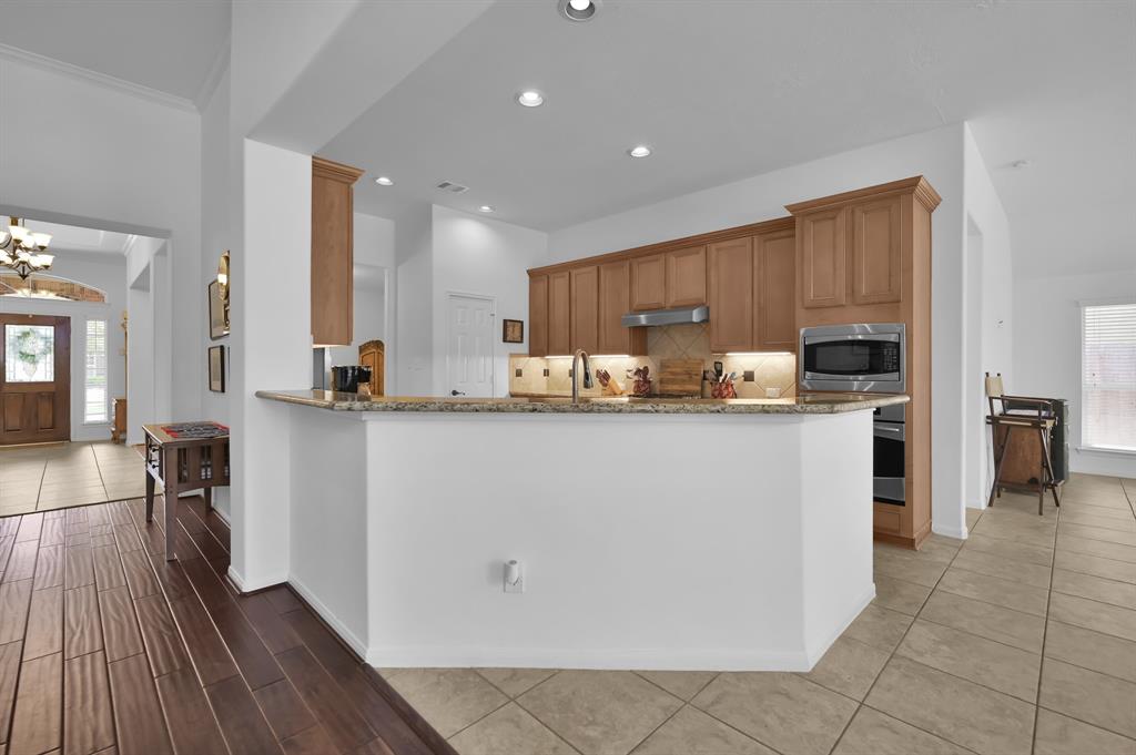 16923 Fondness Park Drive, Spring, Texas image 15