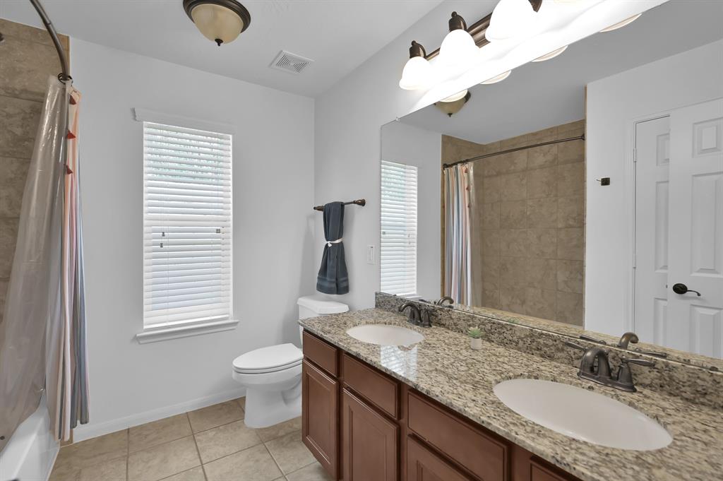 16923 Fondness Park Drive, Spring, Texas image 39