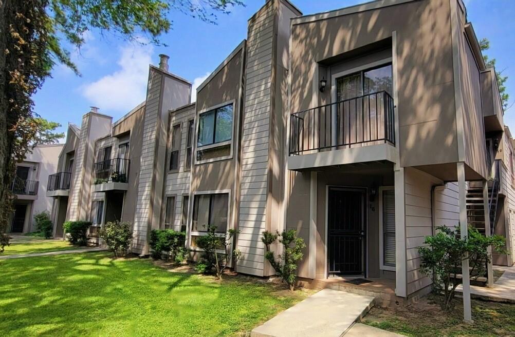 17202 Imperial Valley Drive #16, Houston, Texas image 19