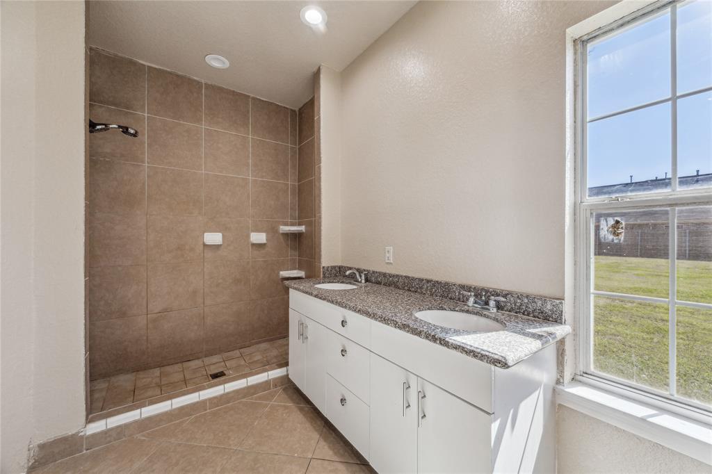 2631 Front Street, Fresno, Texas image 18
