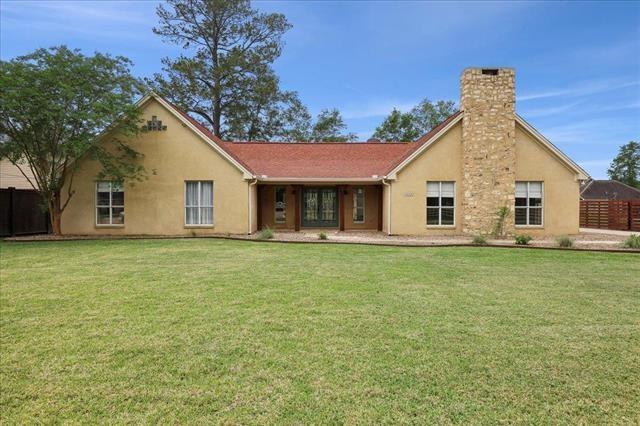 1010 Yaupon Trail, Sour Lake, Texas image 1