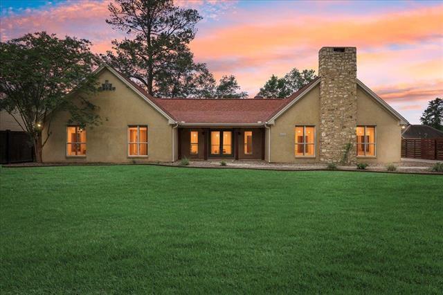 1010 Yaupon Trail, Sour Lake, Texas image 2