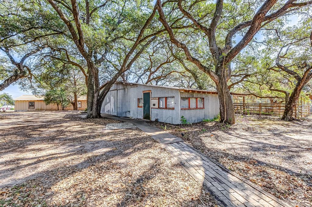 1200 E Us Highway 90, Flatonia, Texas image 34