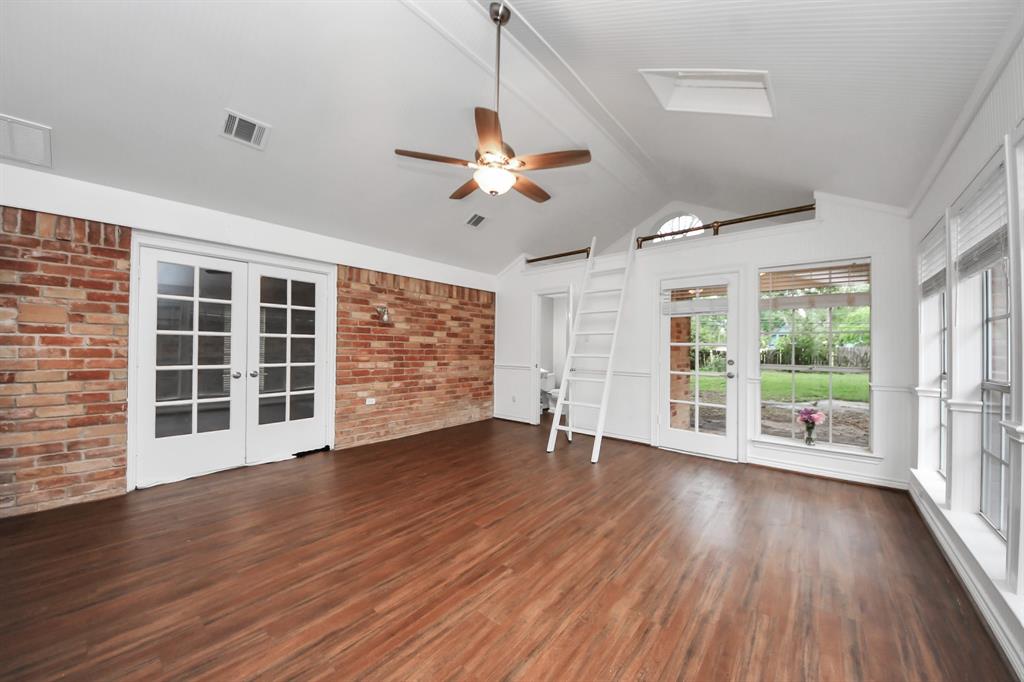 15510 Jersey Drive, Jersey Village, Texas image 10