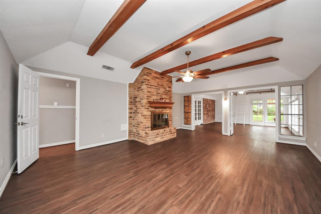 15510 Jersey Drive, Jersey Village, Texas image 9