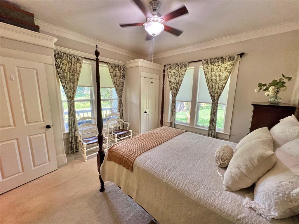560 Jimmy Phillips Boulevard, Angleton, Texas image 29