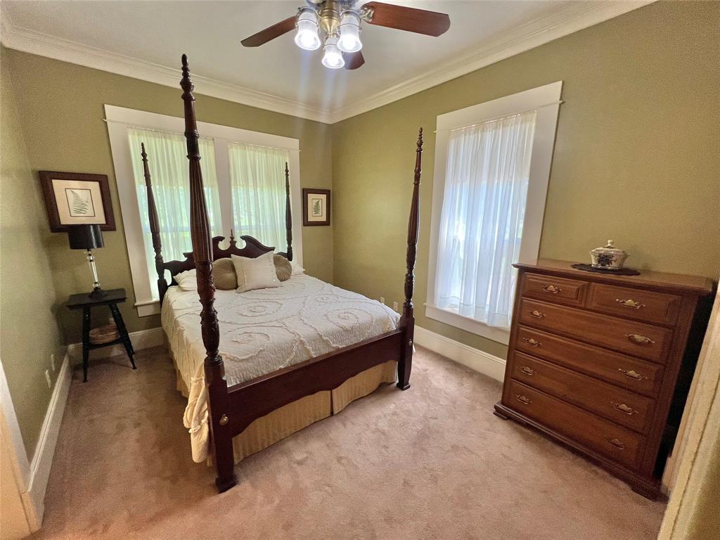 560 Jimmy Phillips Boulevard, Angleton, Texas image 20