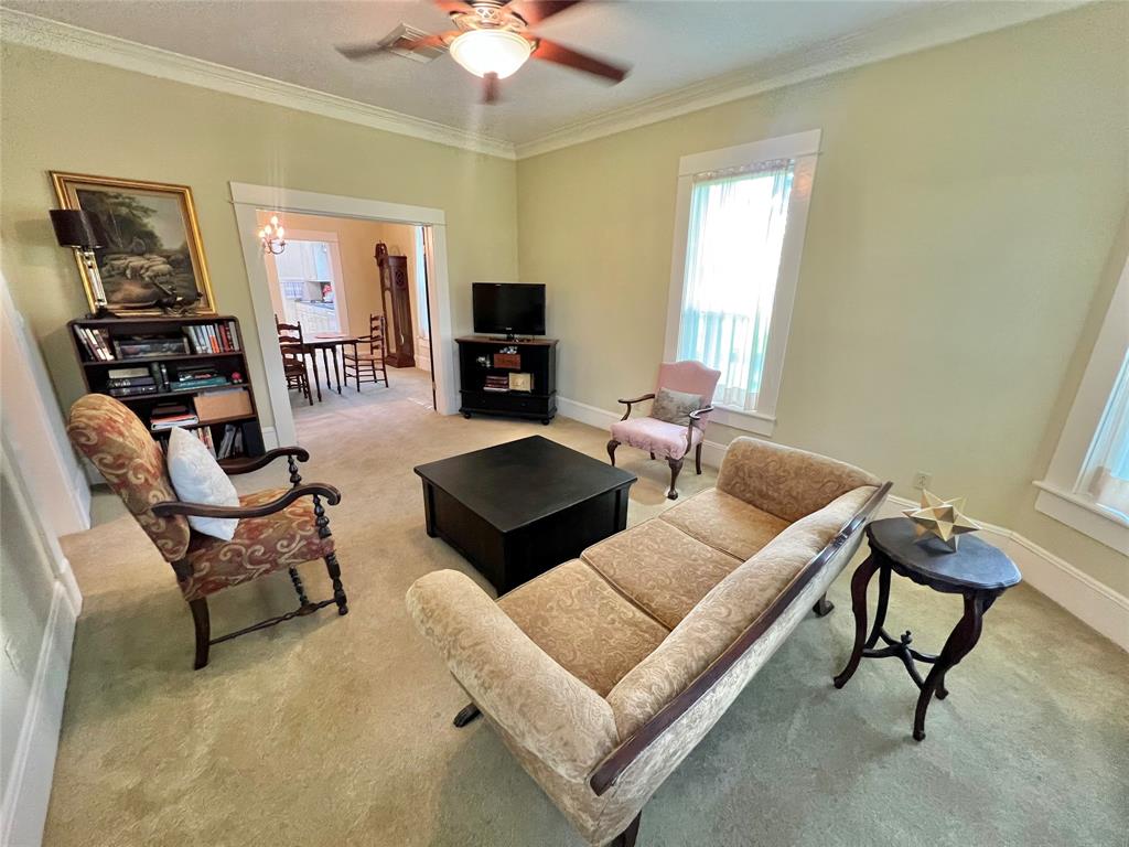 560 Jimmy Phillips Boulevard, Angleton, Texas image 12