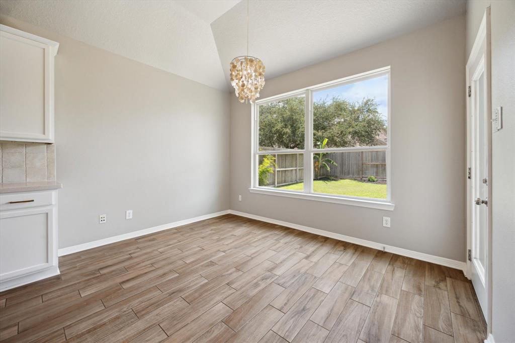 2706 Marble Brook Lane, Pearland, Texas image 10