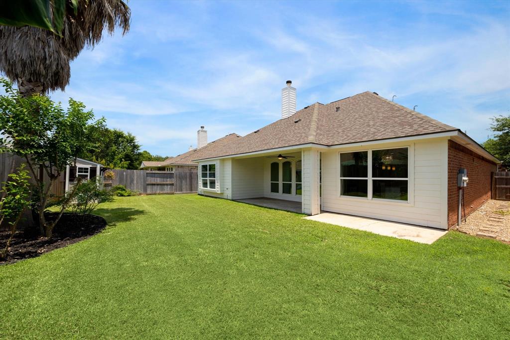 2706 Marble Brook Lane, Pearland, Texas image 20