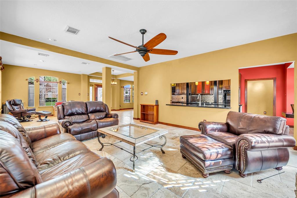 22915 Heathercroft Drive, Katy, Texas image 12