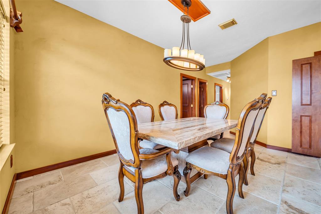 22915 Heathercroft Drive, Katy, Texas image 16