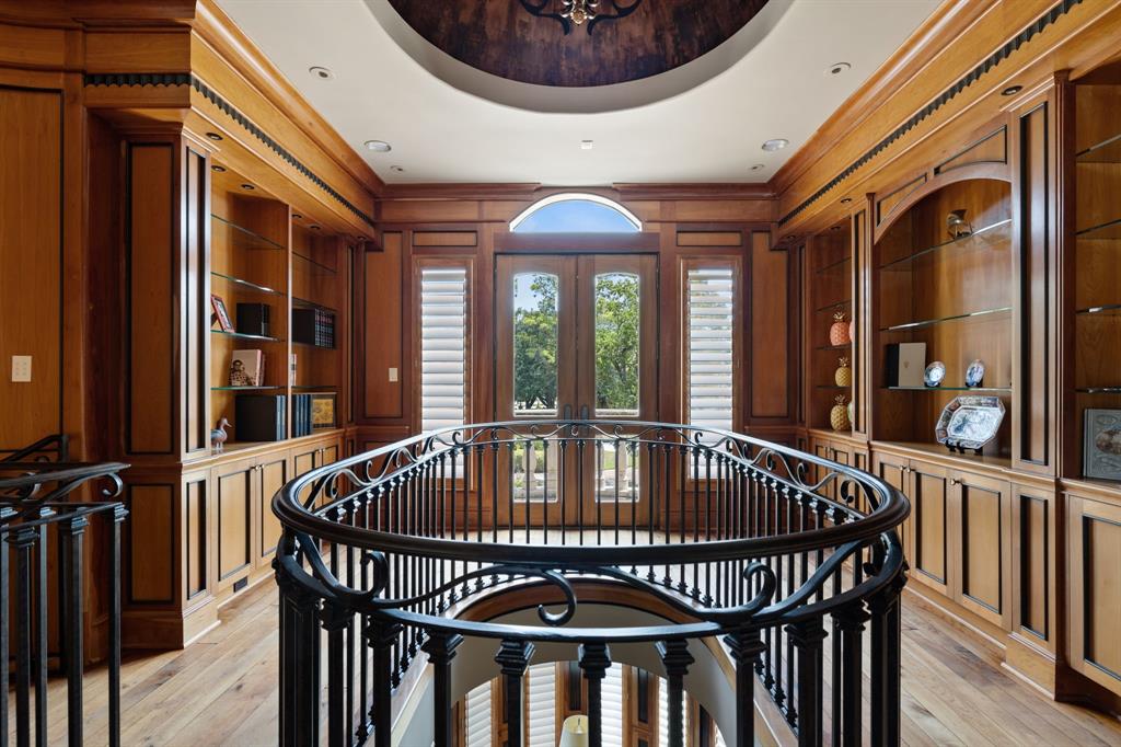 5412 Sturbridge Drive, Houston, Texas image 17