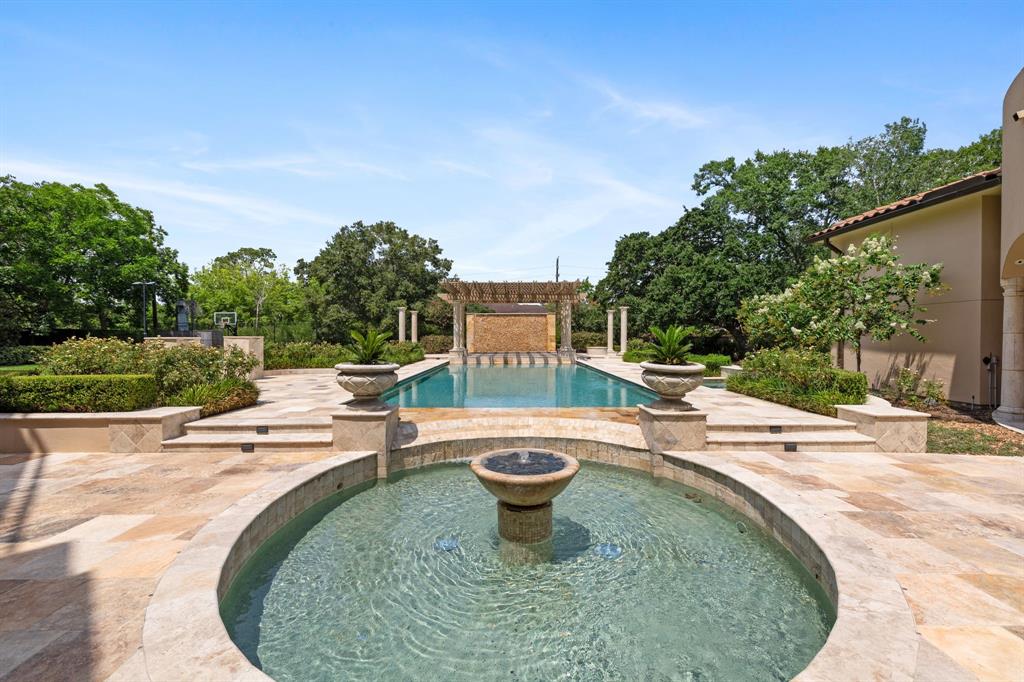 5412 Sturbridge Drive, Houston, Texas image 1