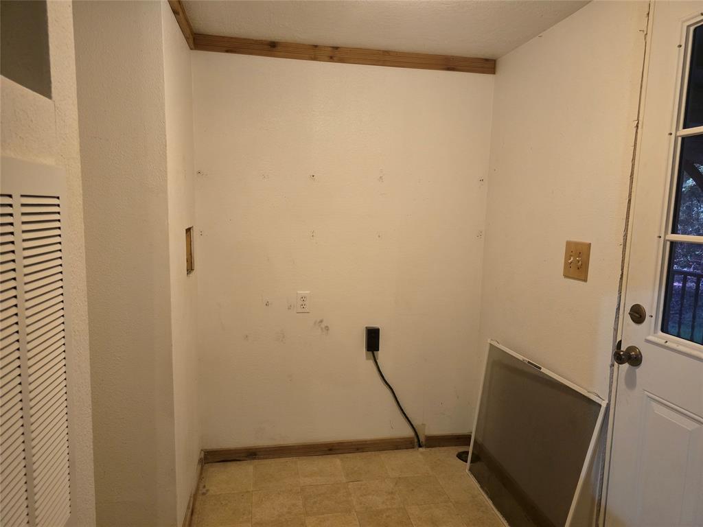 136 County Road 2312, Dayton, Texas image 6