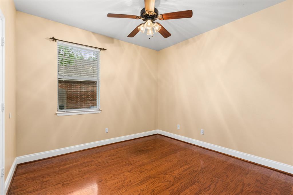 10 Leaf Spring Place, The Woodlands, Texas image 21