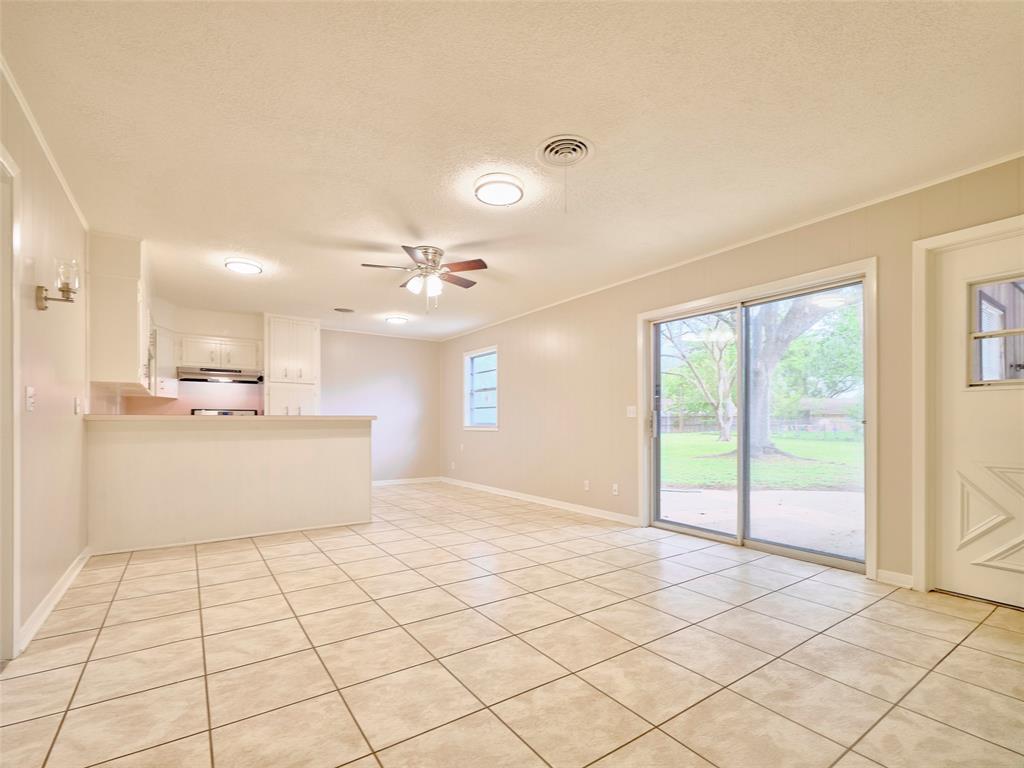 3002 Lamar Circle, El Campo, Texas image 13