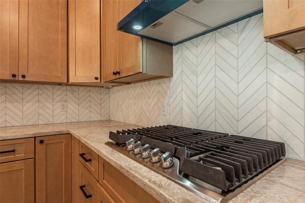 14610 W 6th Street, Santa Fe, Texas image 9