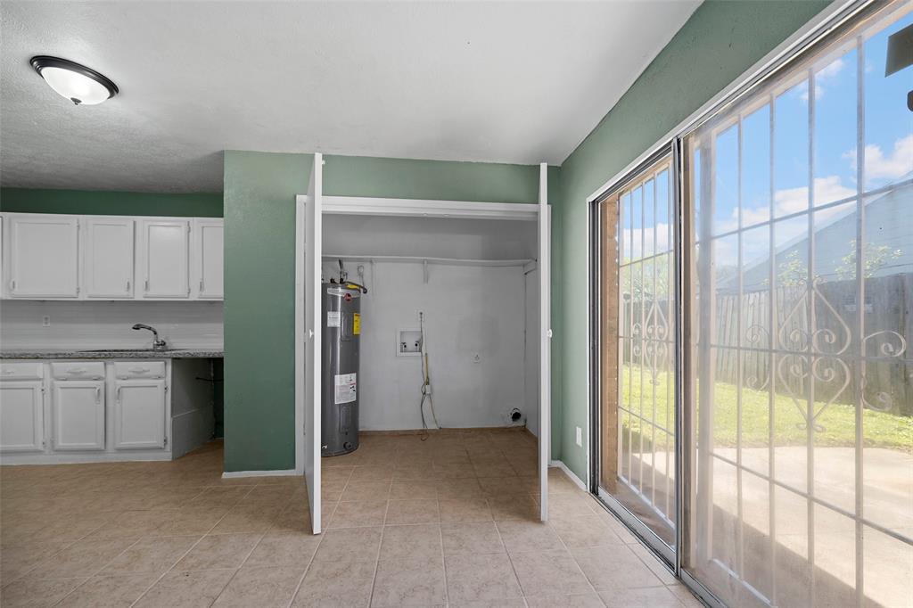 15515 Fall Briar Drive, Houston, Texas image 11