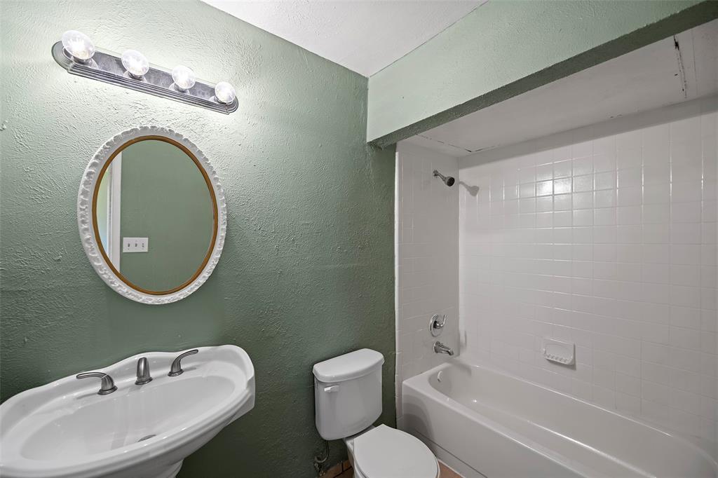15515 Fall Briar Drive, Houston, Texas image 14