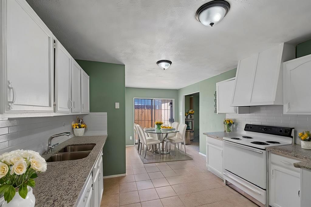 15515 Fall Briar Drive, Houston, Texas image 9