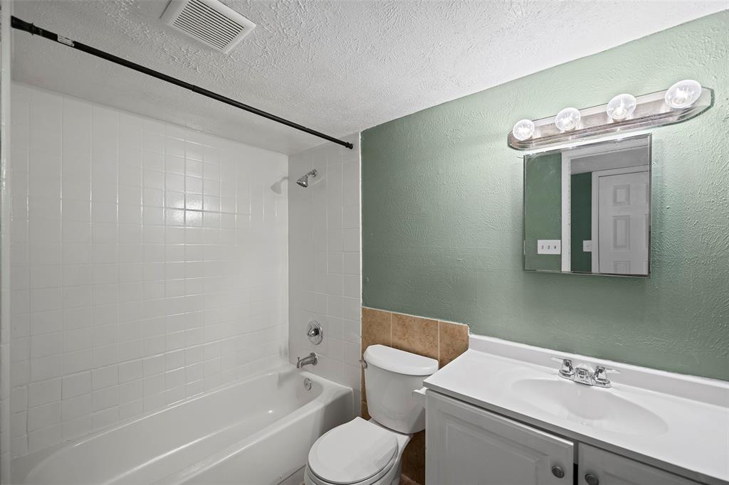 15515 Fall Briar Drive, Houston, Texas image 18