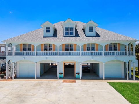 A home in Crystal Beach